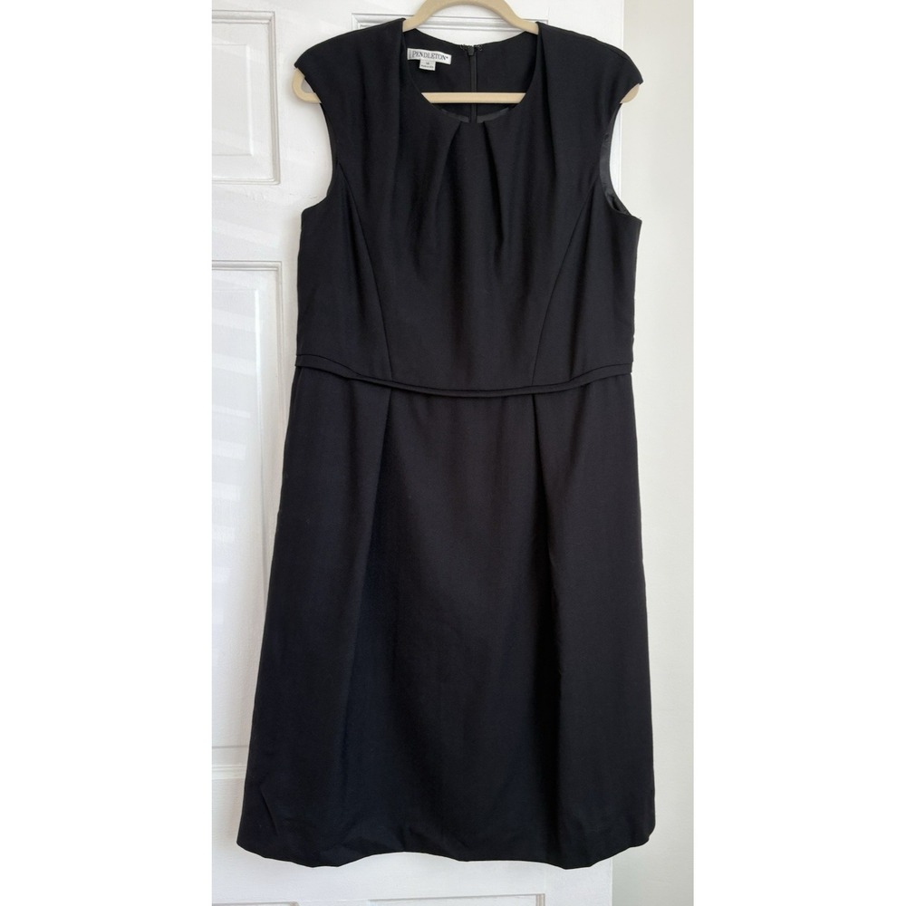 VTG Pendleton Black 100% Virgin Wool Pleated Sheath Dress Womens 14 Made in USA